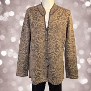 Peruvian Collection Toggle‎ Sweater - Size Medium